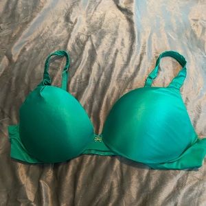 Victoria’s Secret bra